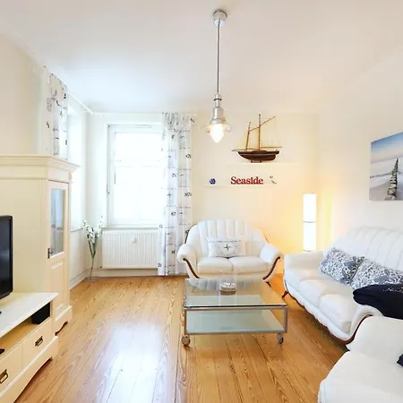 Apartment & Thiess